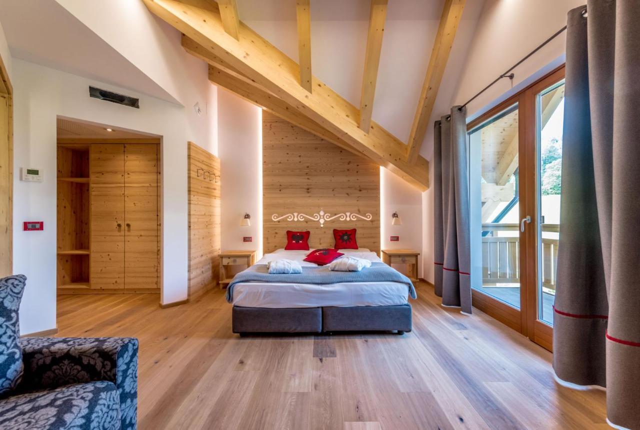 Tevini Dolomites Charming Hotel Commezzadura Exterior foto