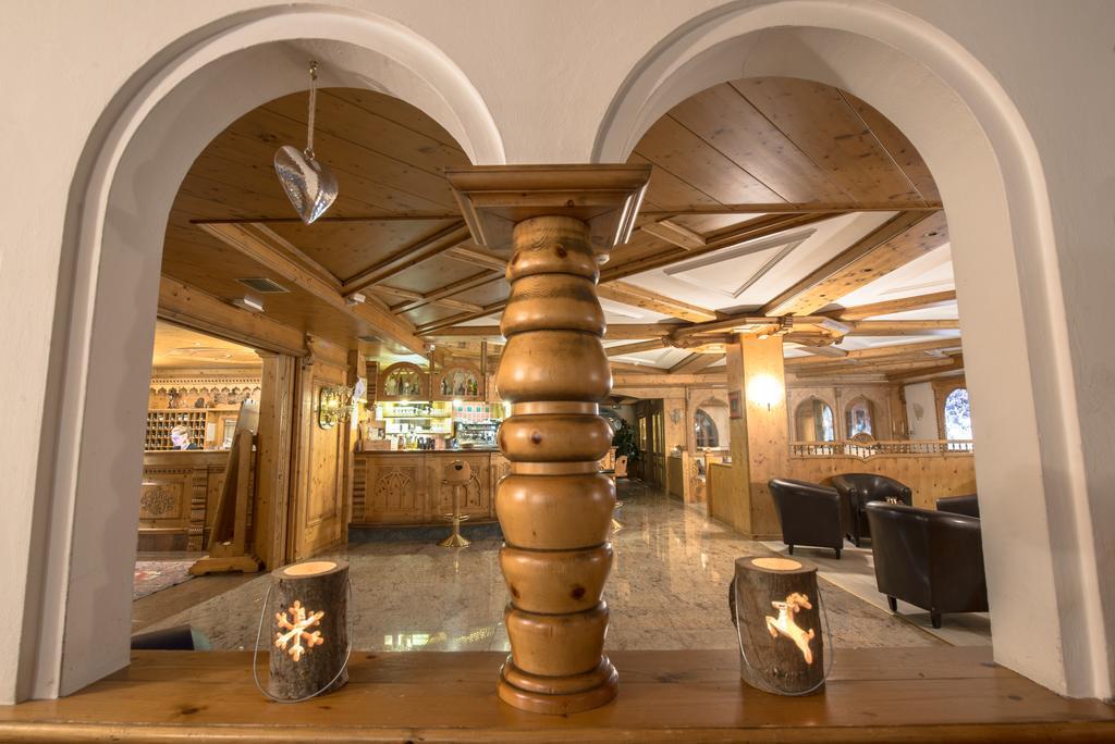 Tevini Dolomites Charming Hotel Commezzadura Einrichtungen foto